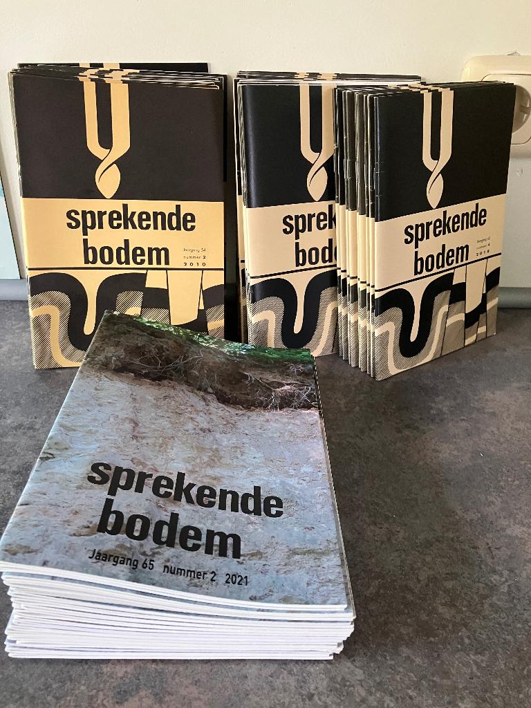 Sprekende bodem jaargang 2010 t/m 2025, Boeken, Ophalen of Verzenden, Zo goed als nieuw