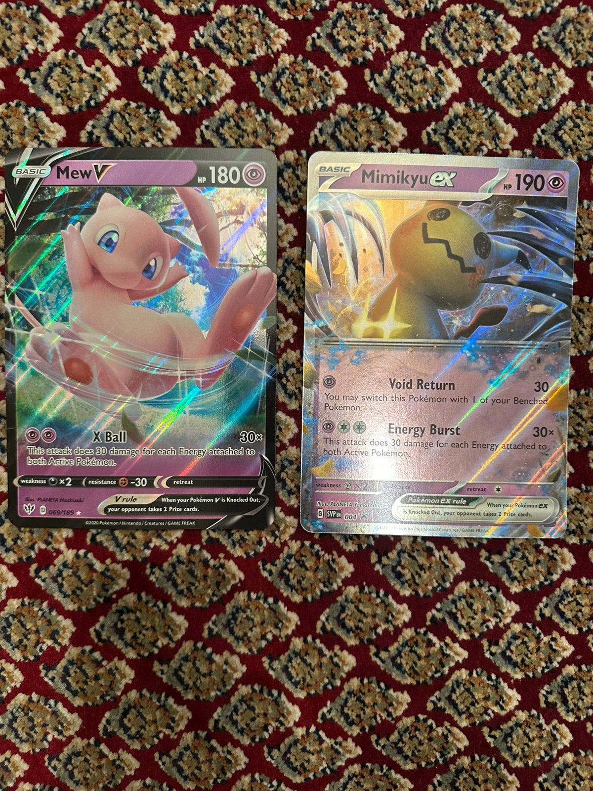 Mew V & mimikyu ex jumbo kaarten nieuw, Ophalen of Verzenden, Zo goed als nieuw, Meerdere kaarten, Foil