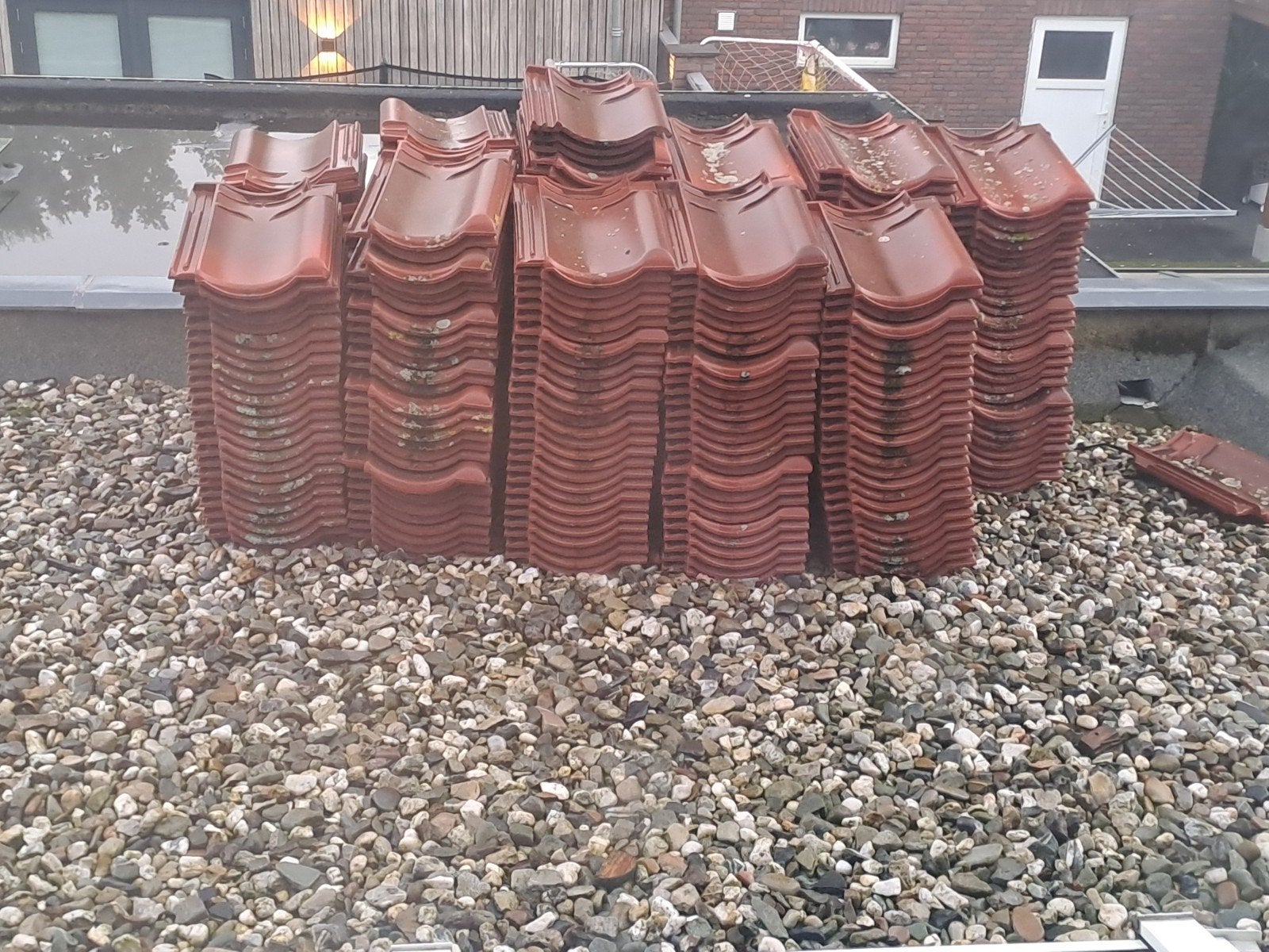 VHV Dakpannen rood gevlamd herfstkleur- ca. 330 stuks, Ophalen, Gebruikt, Steen of Klei, 15 m² of meer