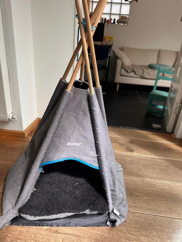 Katten mand tipi tent Zoofari, Ophalen, Zo goed als nieuw