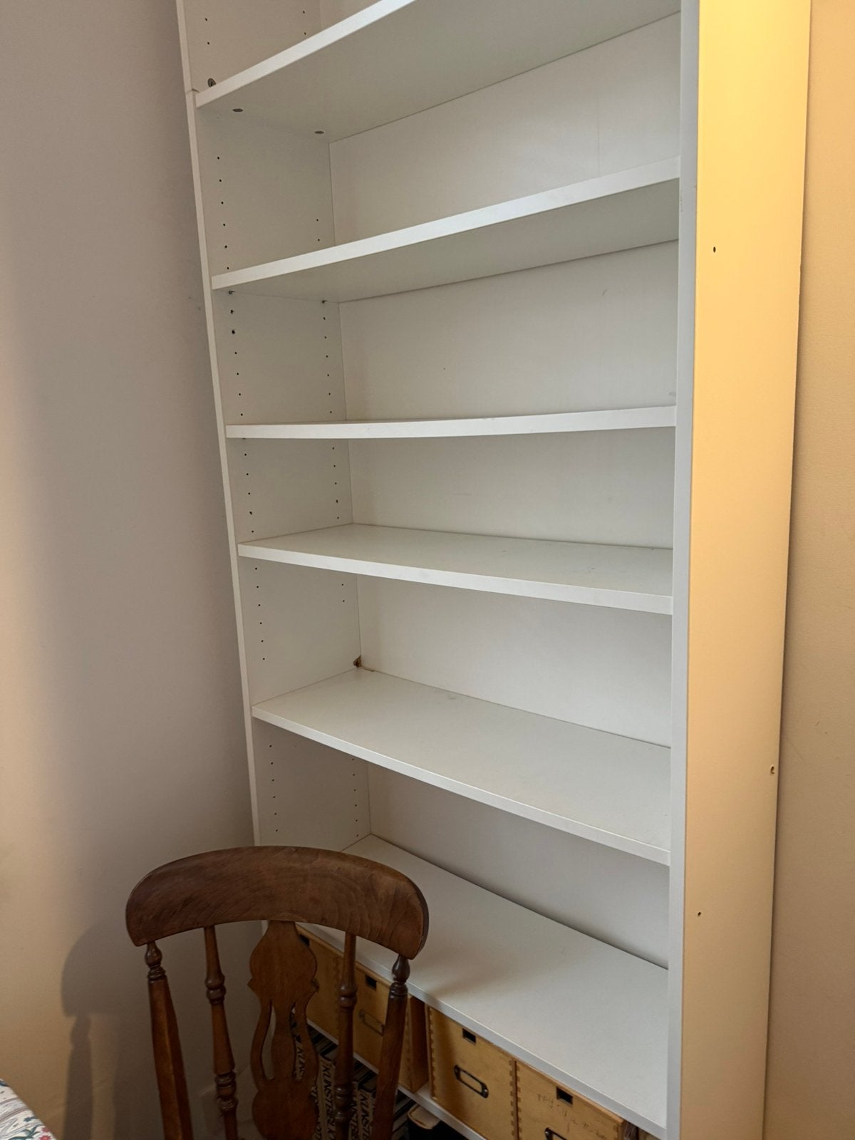 Gratis Billie kast Ikea 8 planken (dus 2 extra), Gebruikt, 150 tot 200 cm, 25 tot 50 cm, 50 tot 100 cm