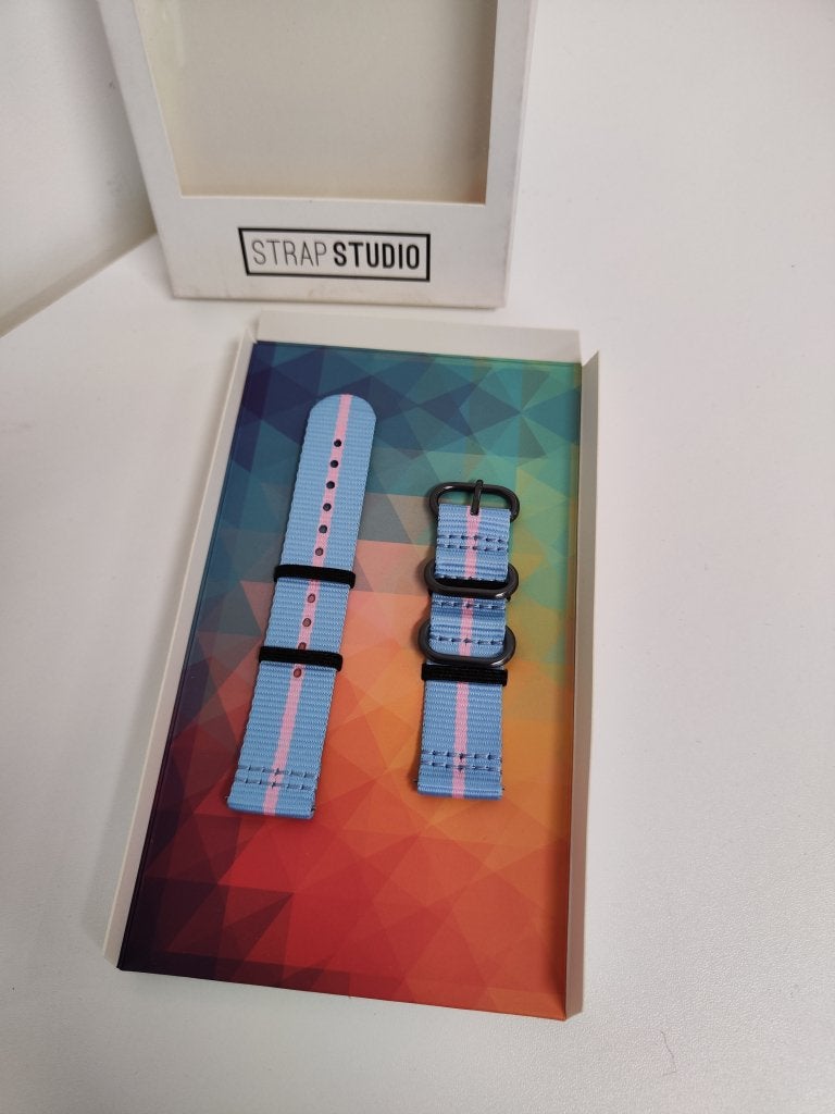 Samsung Nylon bandje 20mm - LichtBlauw, Bandje, Madefor@samsung.com, Nieuw, Ophalen of Verzenden