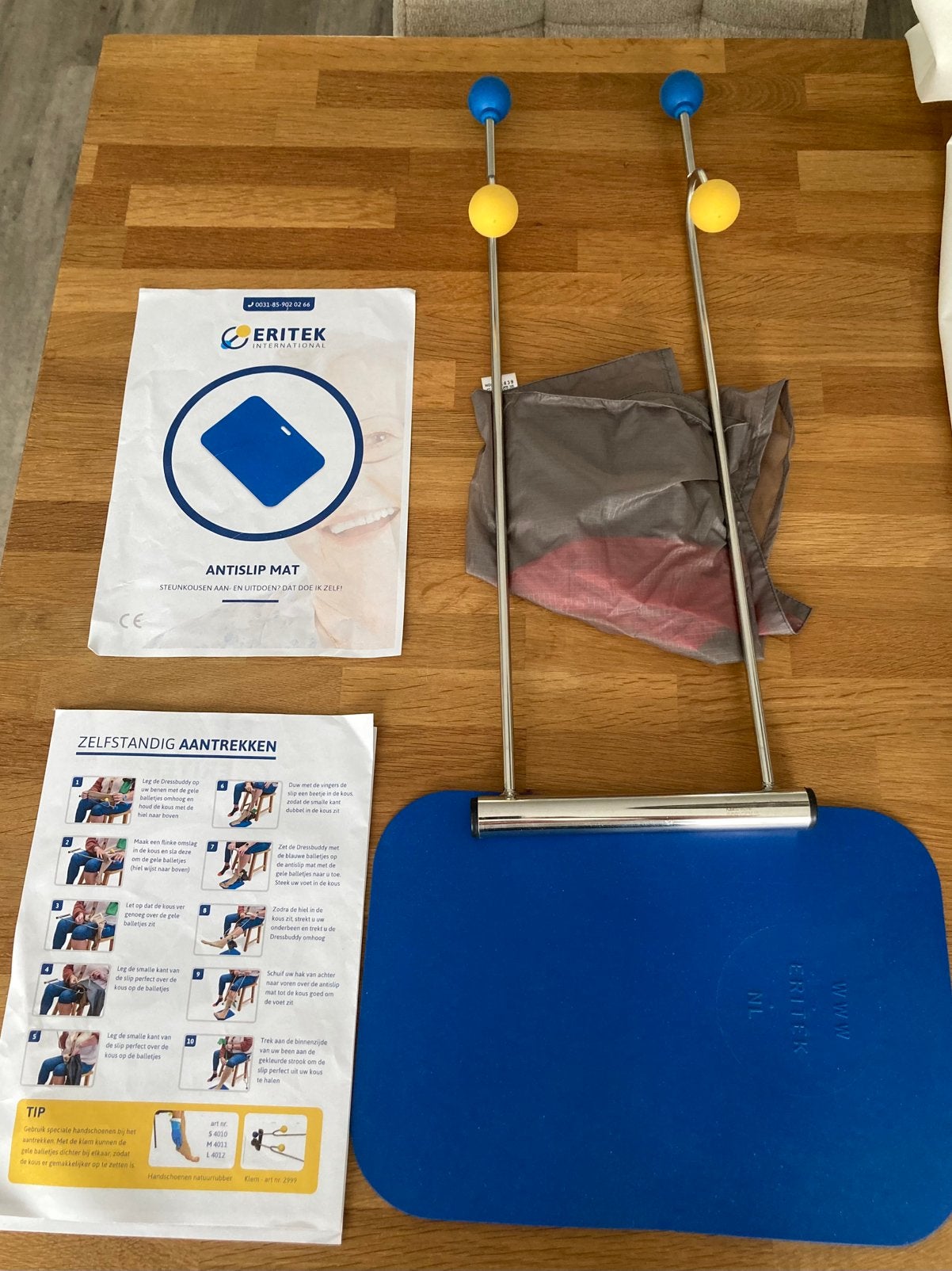 Nieuw DressBuddy hulpmiddel aantrekken steunkousen maat 1, Ophalen, Nieuw
