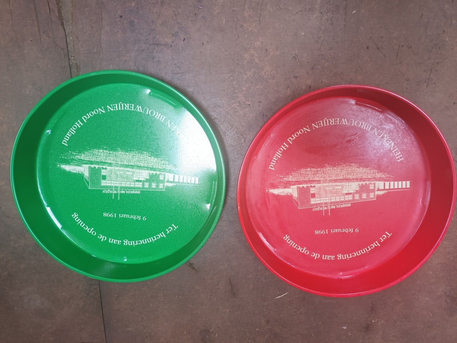 Heineken Dienbladen - Herinnering aan de opening 1998, Verzamelen, Biermerken, Gebruikt, Heineken, Ophalen of Verzenden