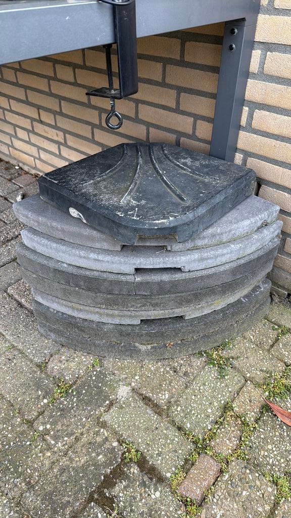 Parasol tegels 8 stuks, Ophalen, Zo goed als nieuw, Minder dan 1 meter, Parasolvoet