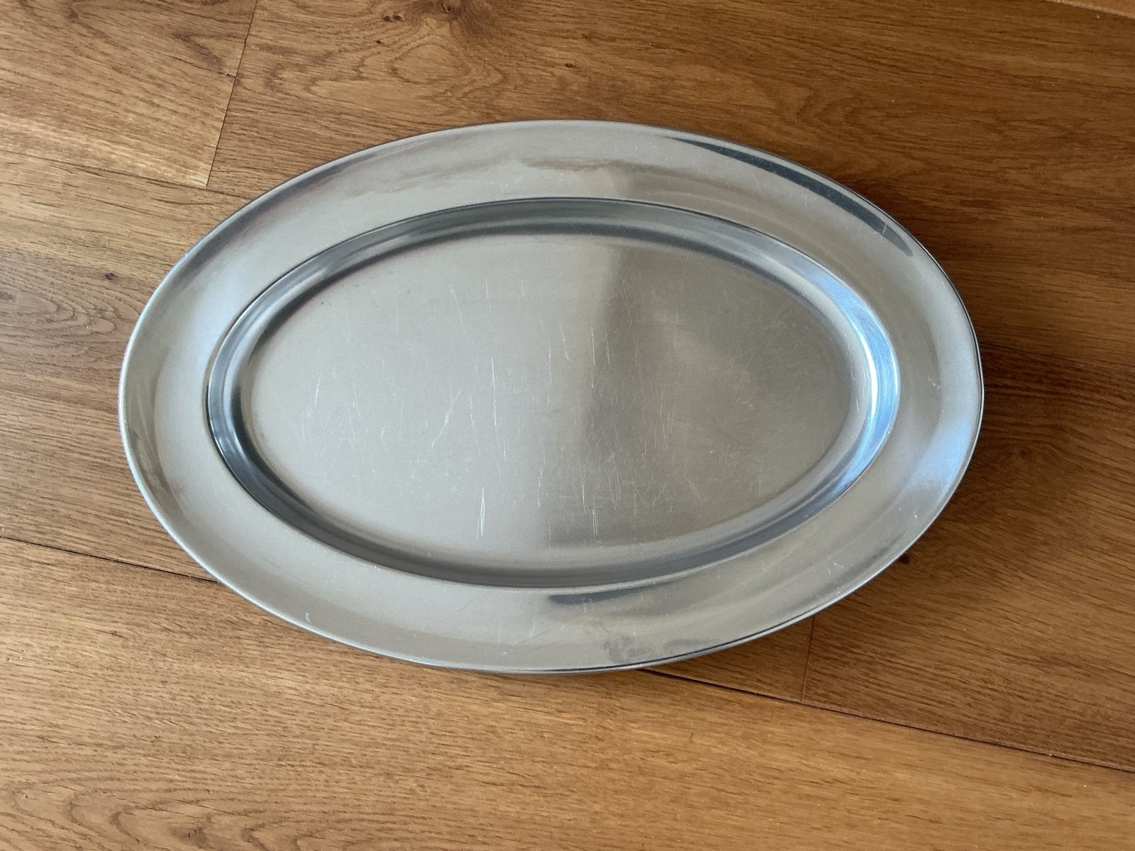 Ovale metalen serveerschaal, Huis en Inrichting, Gebruikt, Schaal, Ophalen of Verzenden, Metaal