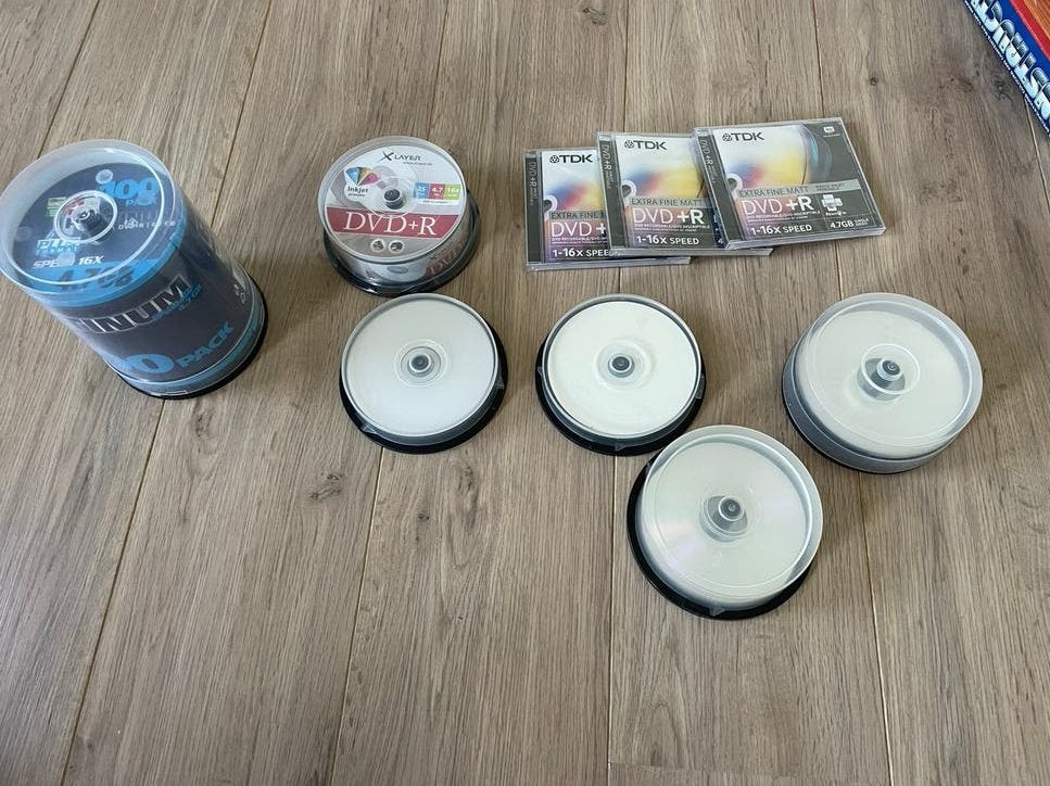 Diverse DVD+R en DVD+RW schijven, Computers en Software, Beschrijfbare discs, Ophalen of Verzenden, Nieuw, Dvd, Herschrijfbaar