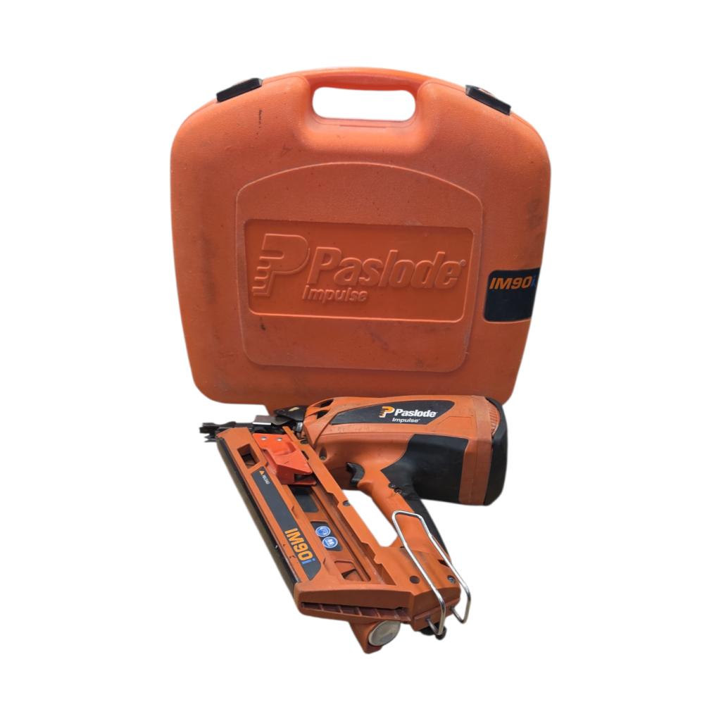 Paslode IM90i Tacker Incl 2 Accu's | Gebruikte Staat, Flex Ltd., Zo goed als nieuw, https://flex.com/contact-us, Nobelstraat 10, 5807 GA Oostrum LB, Limburg, Nederland