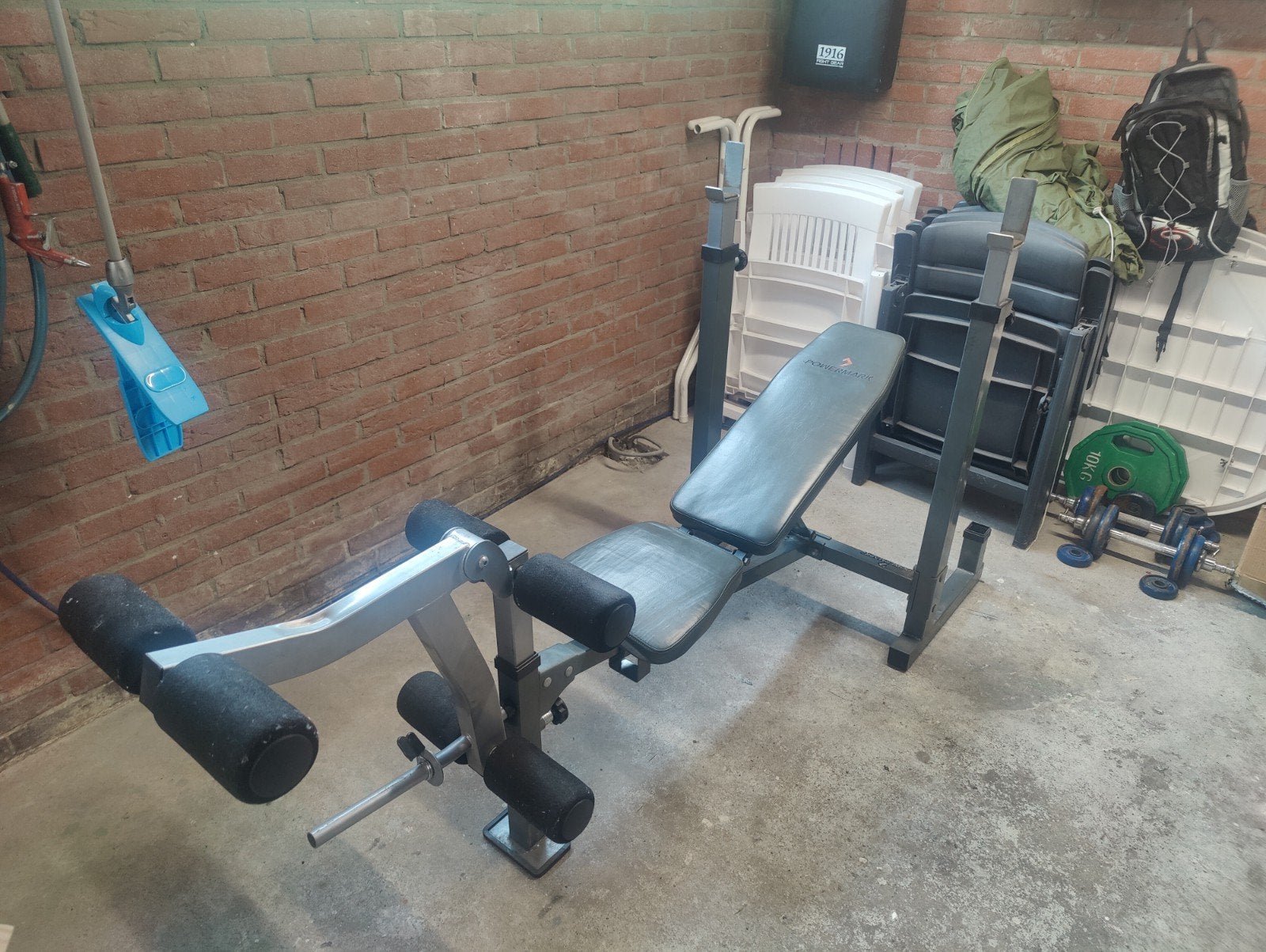 Halterbank met Bicep Curl en Leg extension., Ophalen, Gebruikt, Krachtstation