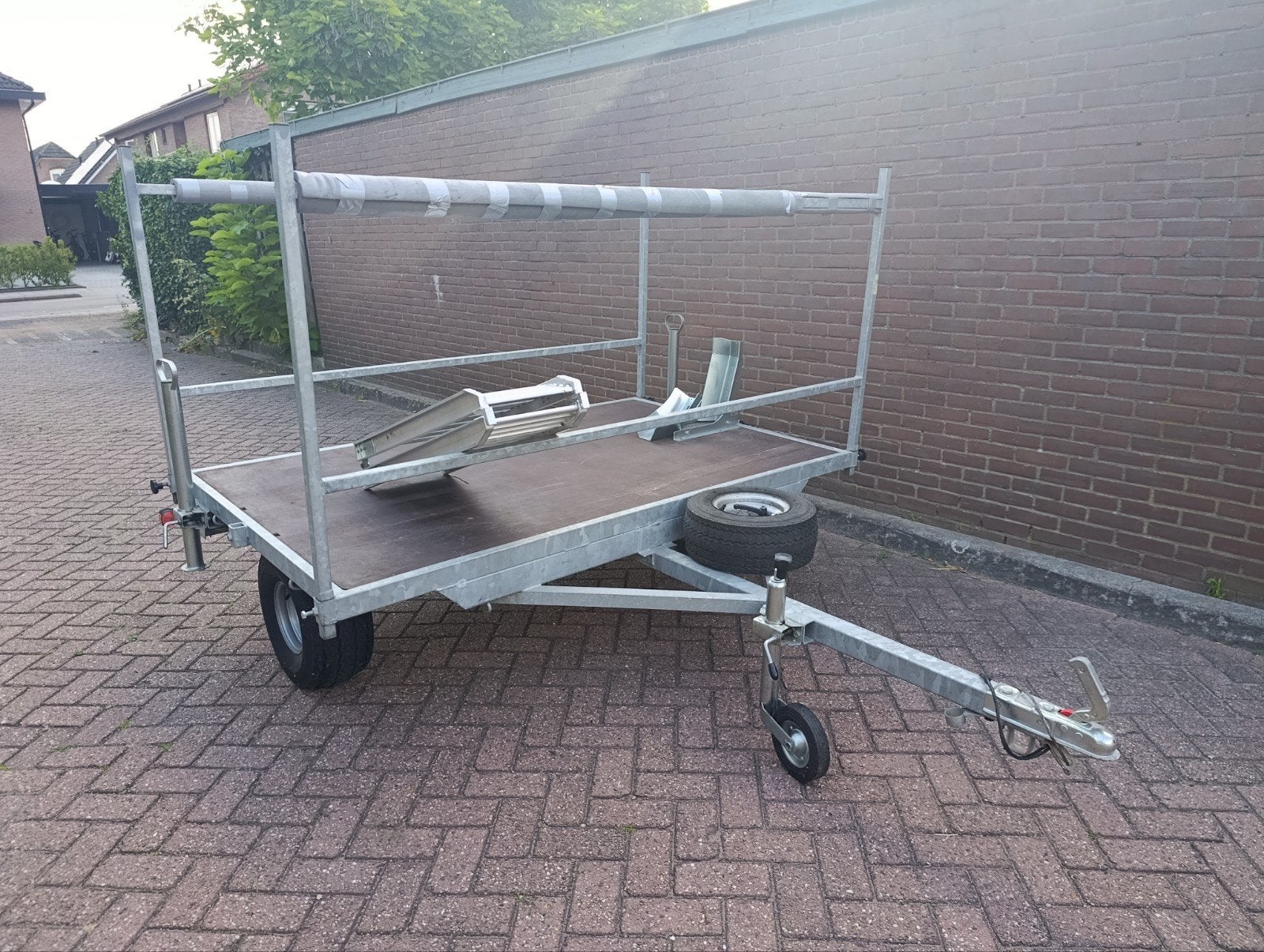 Scooter aanhanger / motor aanhanger / wheely, Ophalen