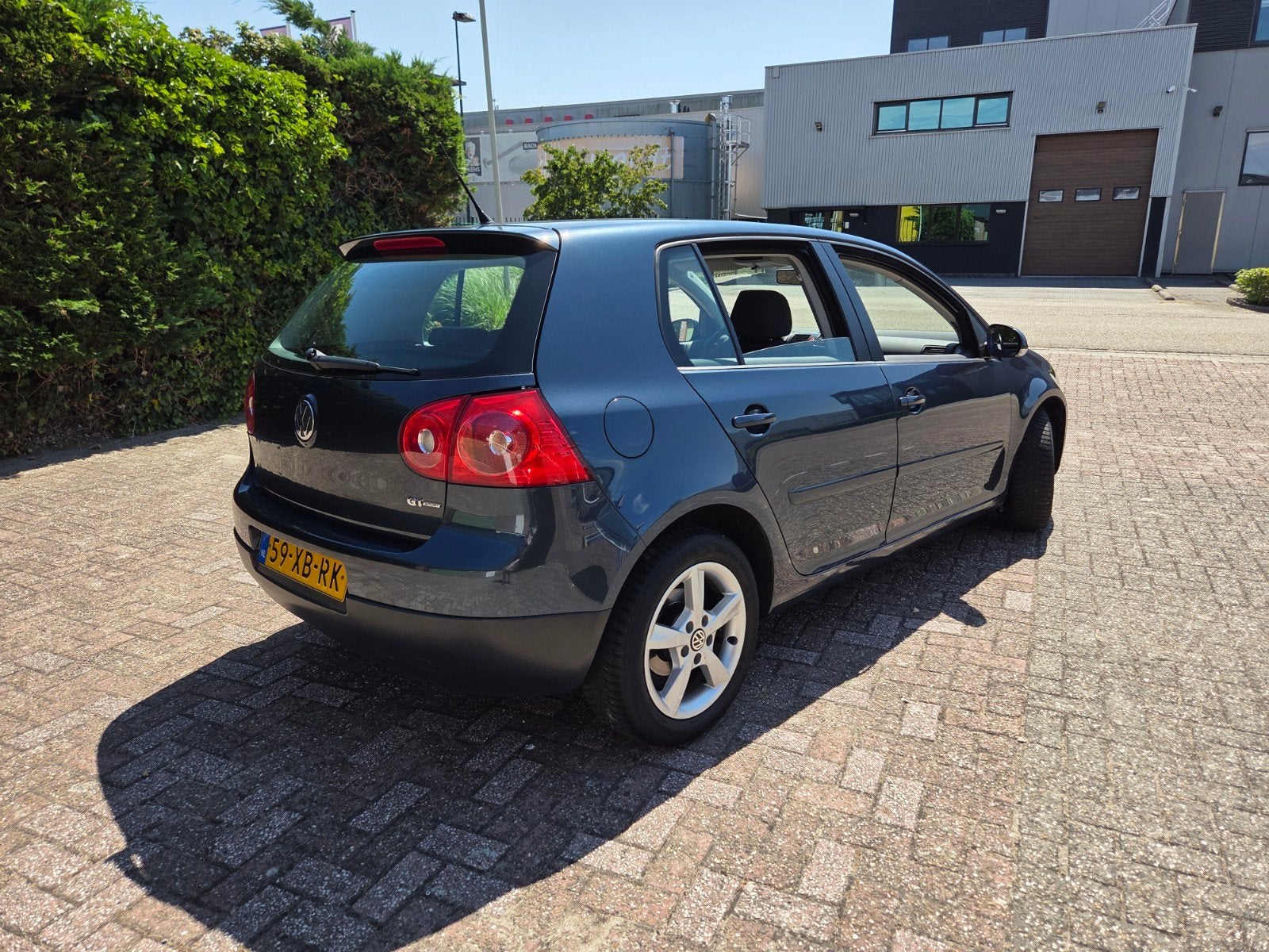 Volkswagen Golf 1.6 Tour GT Sport Airco Carplay Ketting-VV, Auto's, Voorwielaandrijving, 4 cilinders, Origineel Nederlands, 1400 kg