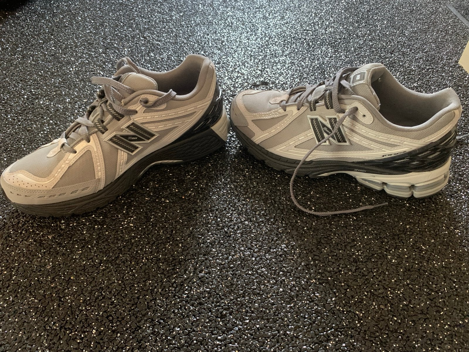 New Balance 1906R Sneakers - Grijs - Maat 43, Kleding | Heren, Overige kleuren, Nieuw, Ophalen of Verzenden, Sneakers of Gympen