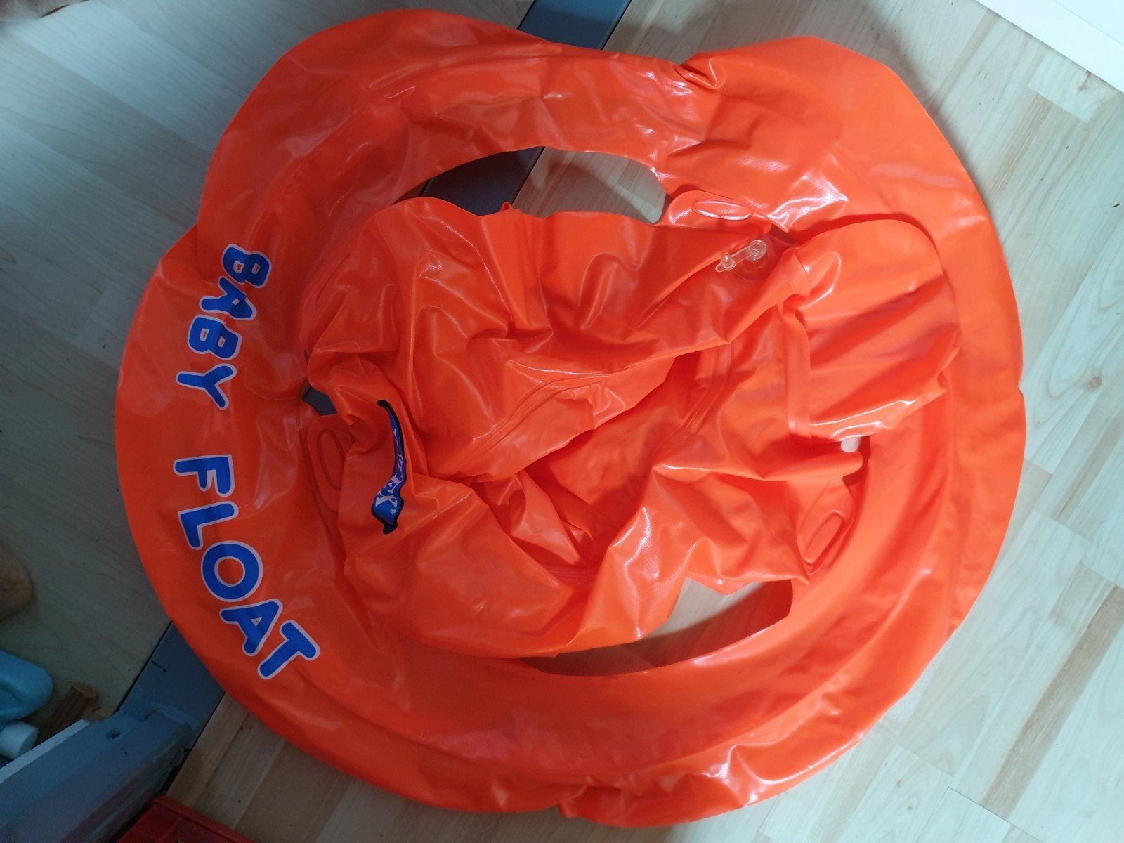 Baby float, Jongetje of Meisje, Ophalen of Verzenden, Zo goed als nieuw, Zwem-accessoire