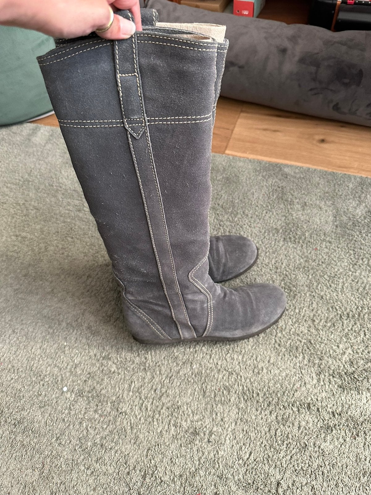 Echt suede laarzen grijs maat 36, Hoge laarzen, Ophalen of Verzenden, Zo goed als nieuw, Grijs