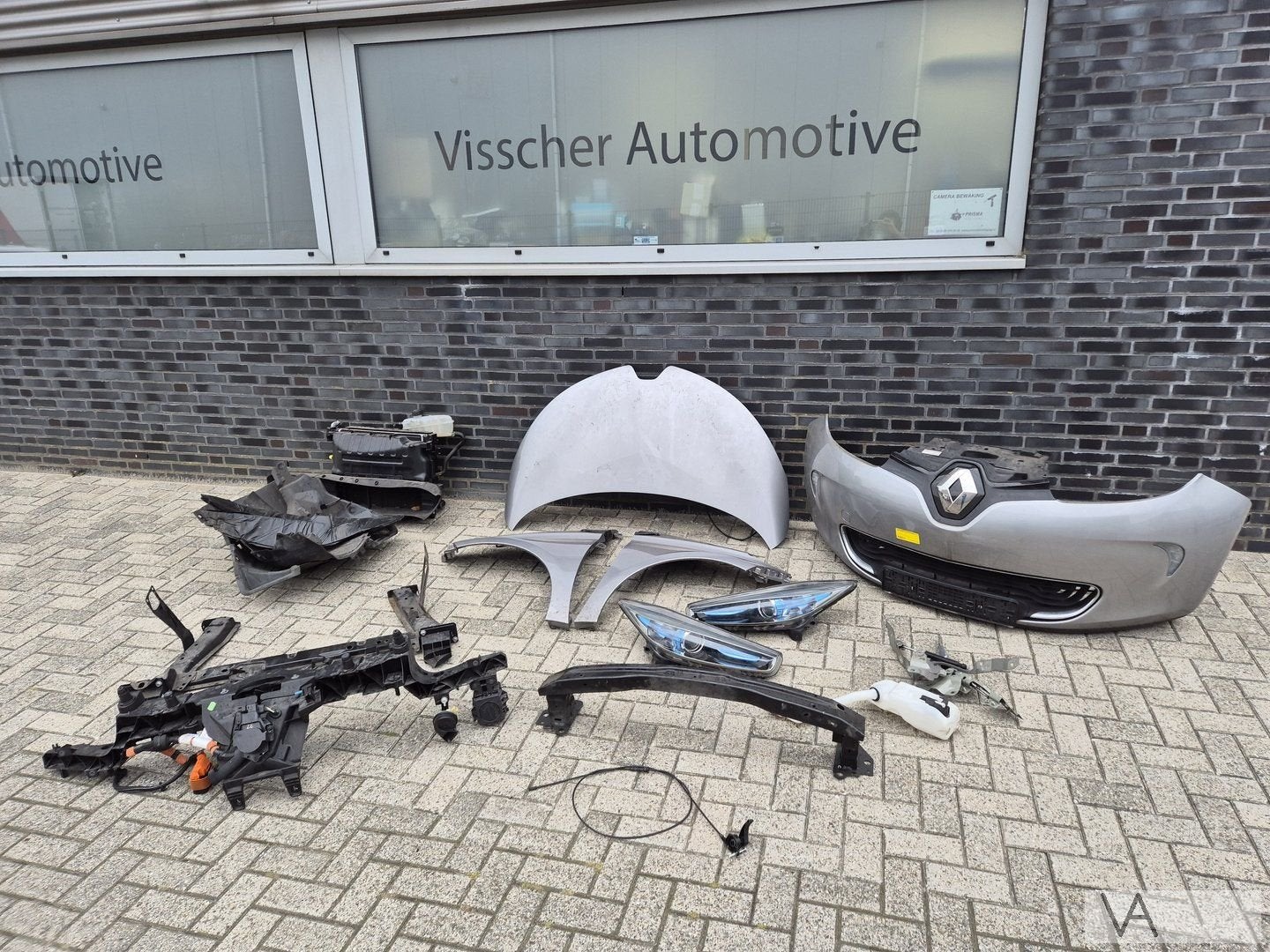 Renault Zoe 2012 - 2019 voorkop compleet SCHADEVRIJ €1000, Gebruikt, -, Renault, -