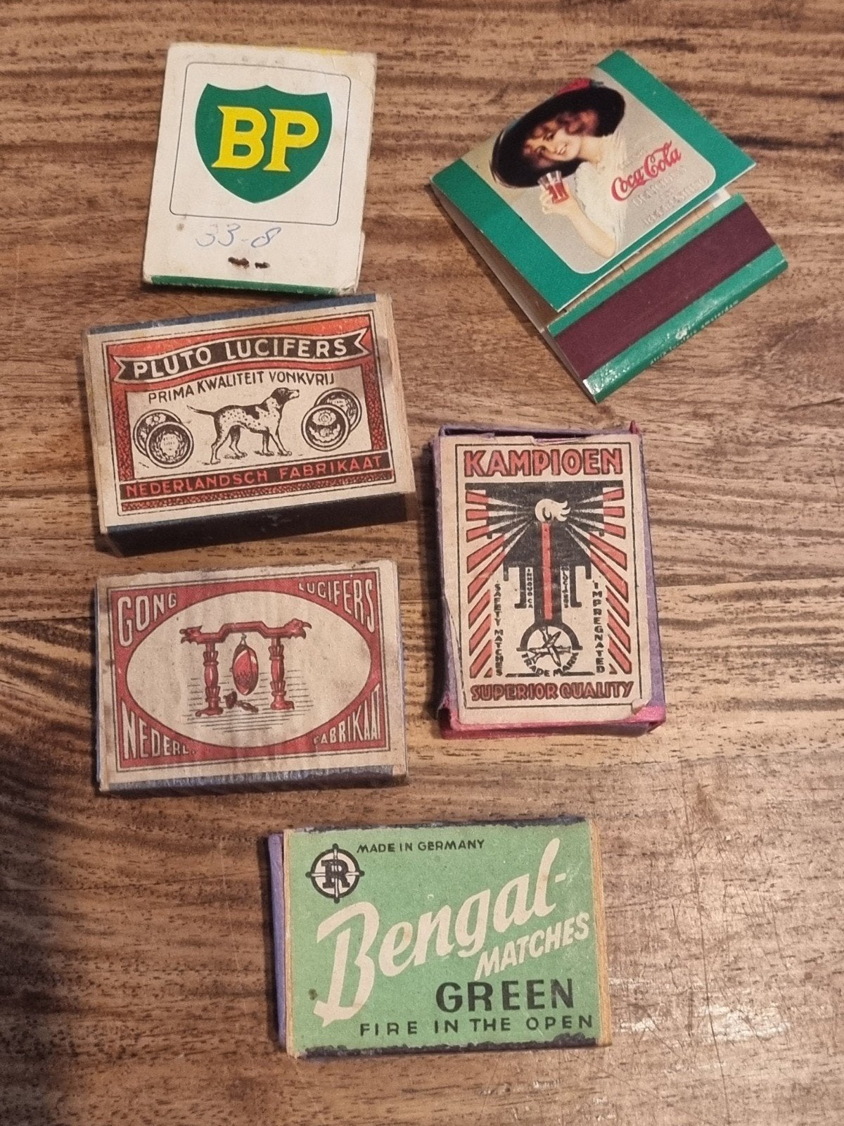 Vintage luciferdoosjes collectie - BP, Coca-Cola, Pluto, Verzamelen, Ophalen of Verzenden, Gebruikt, Luciferdoosjes of -merken