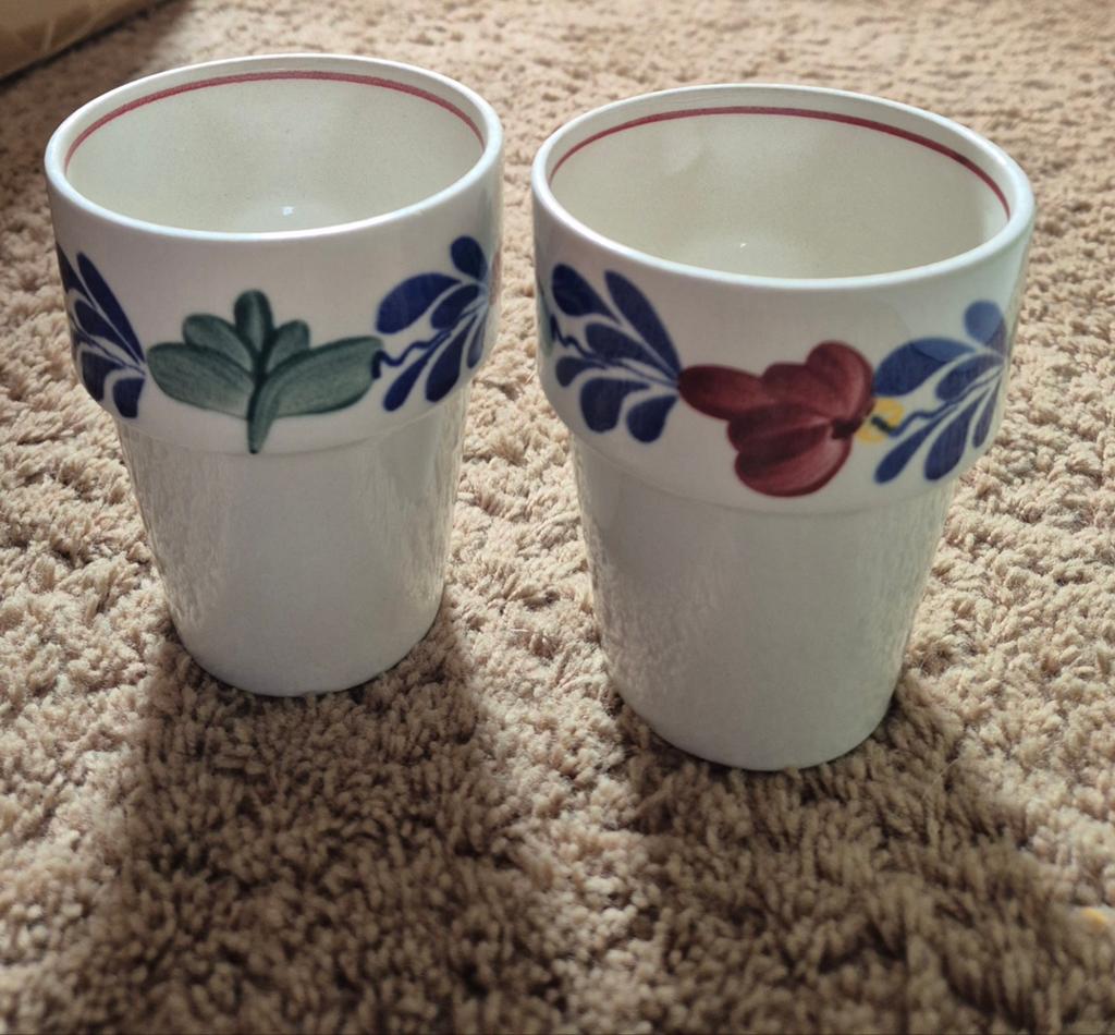 Set van 2 Boerenbont melkbekers van Boch, Ophalen