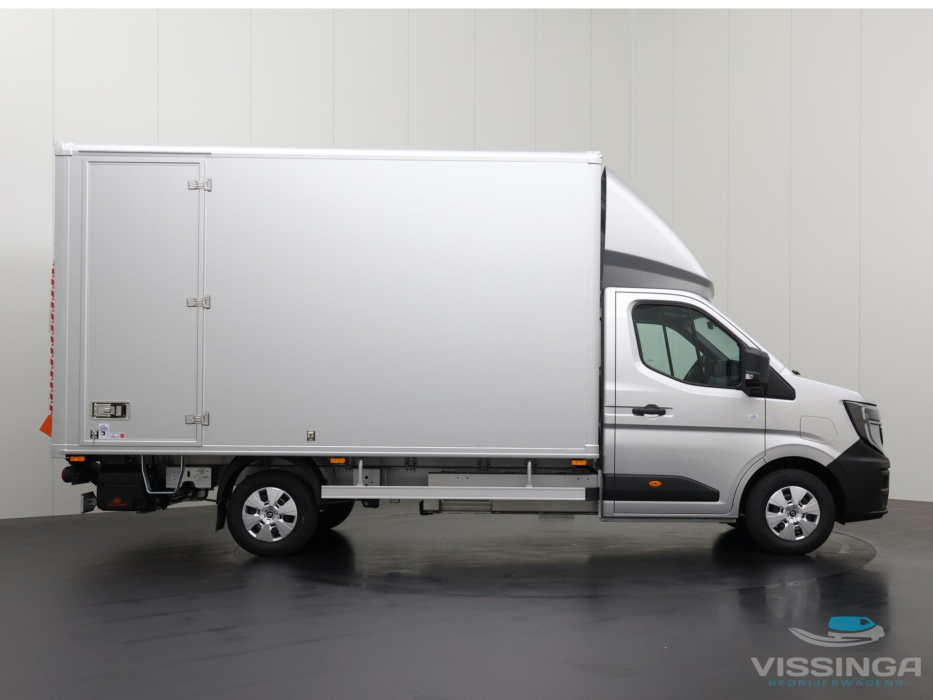 Renault Master E-Tech Bakwagen zilver 420x211x232 (20.5m3) 8, Auto's, Stof, Huisgarantie, 143 pk, Origineel Nederlands