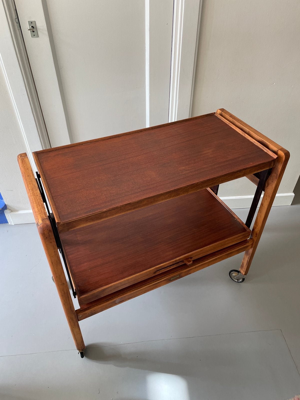 Vintage Tri-Magic serveerwagen / trolley – jaren 50/60, Ophalen, 50 tot 100 cm, Zo goed als nieuw, 25 tot 50 cm