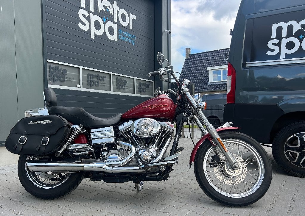 Super Glide Custom 2006, 2 cilinders, Gebruikt, Particulier, Handgeschakeld