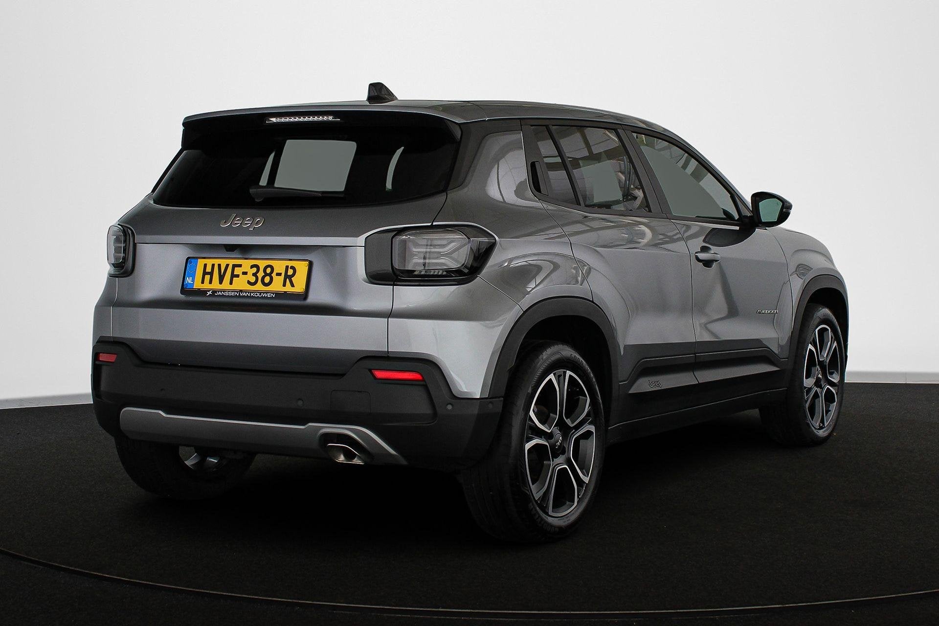 Jeep Avenger 1.2 e-Hybrid Altitude Keyless JBL Camera Apple, Auto's, Stof, Gebruikt, 1199 cc, 620 kg