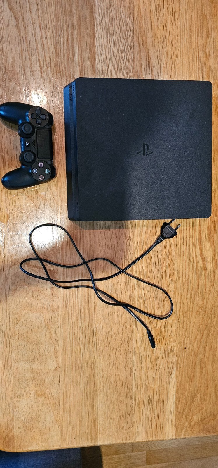 PS4 SLIM, Spelcomputers en Games, Spelcomputers | Sony PlayStation 4, Ophalen, Zo goed als nieuw, 1 TB, Met 1 controller