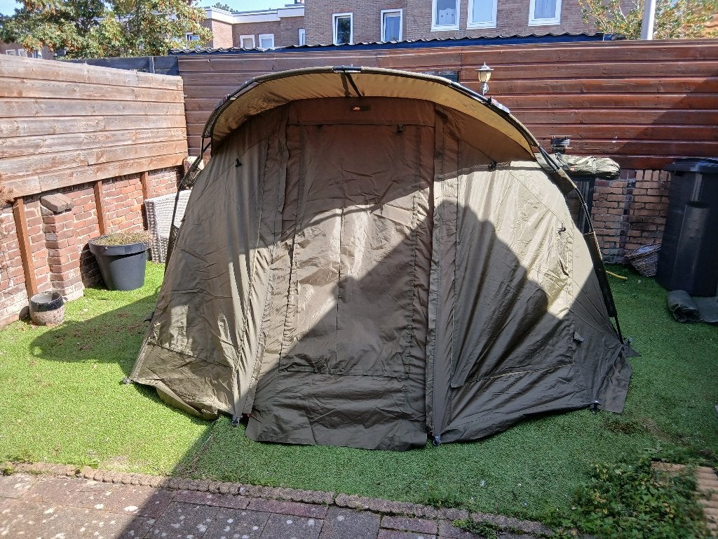 JRC Defender peak Bivvy 2 man + overwrap, Watersport en Boten, Ophalen, Gebruikt, Complete set