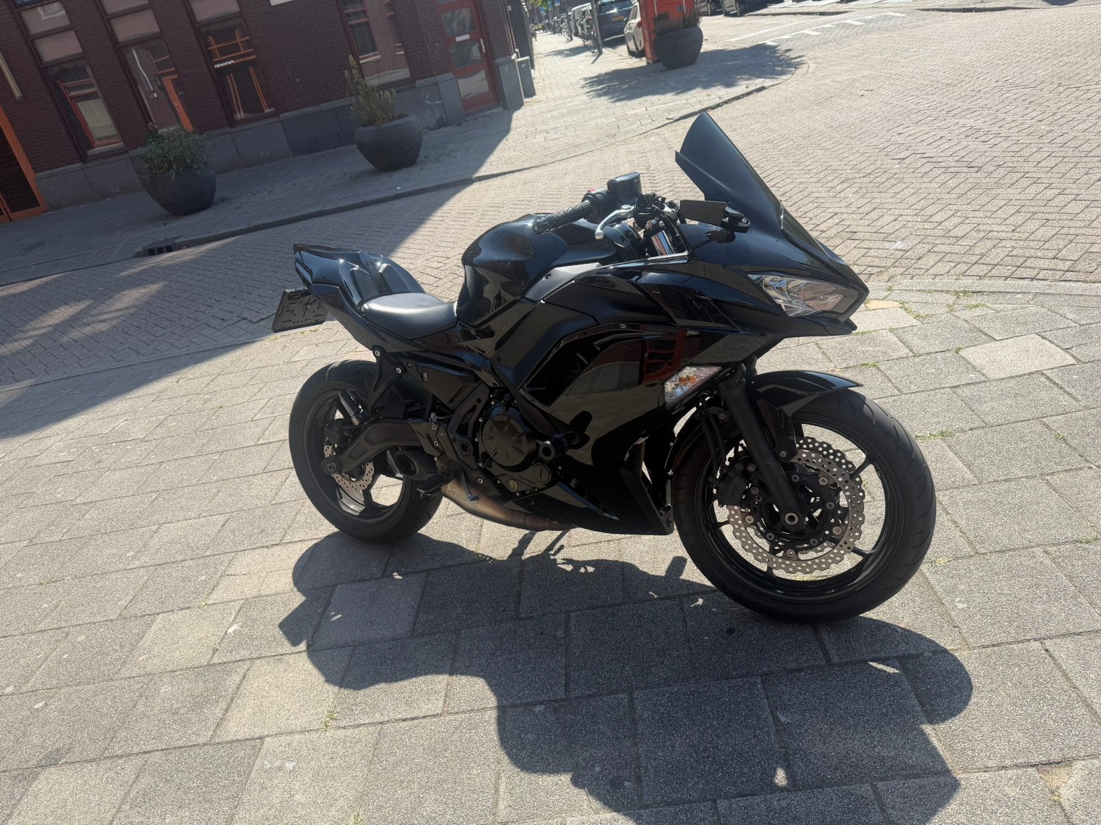 Kawasaki Ninja 650 – 2020 – A2 – Akrapovič, 2 cilinders, Gebruikt, Minimaal motorrijbewijs A2, Handgeschakeld