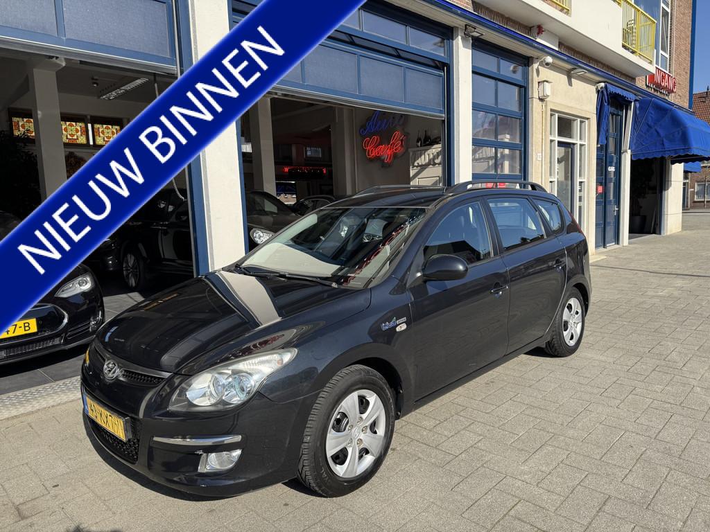 Hyundai I30 CW 1.4i Blue Dynamic 2 SLEUTELS+NATIONALE AUTOPA, Voorwielaandrijving, Gebruikt, 4 cilinders, 1396 cc