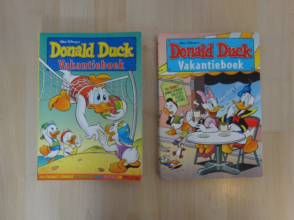 Donald Duck groot vakantieboek 2009, Eén stripboek, Ophalen of Verzenden, Gelezen