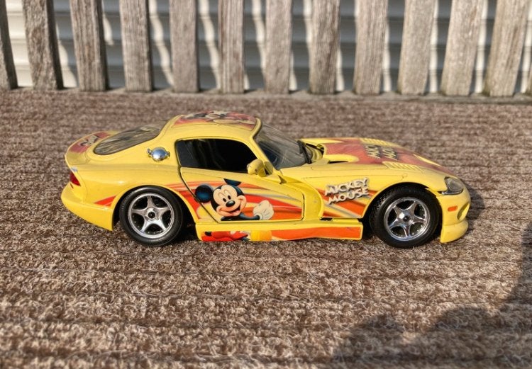 Stoere racewagen Mickey Mouse / Bburago, Ophalen of Verzenden, Mickey Mouse, Gebruikt, Overige typen