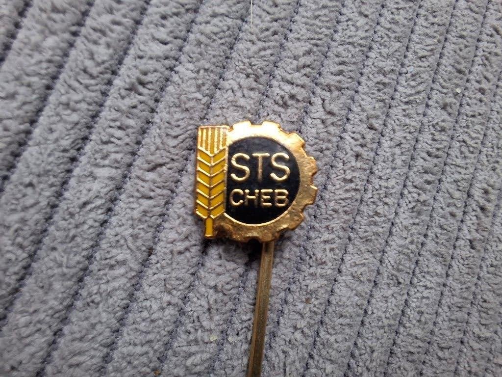 Speld STS Cheb (landbouw), Verzamelen, Speldjes, Pins en Buttons, Ophalen of Verzenden, Transport
