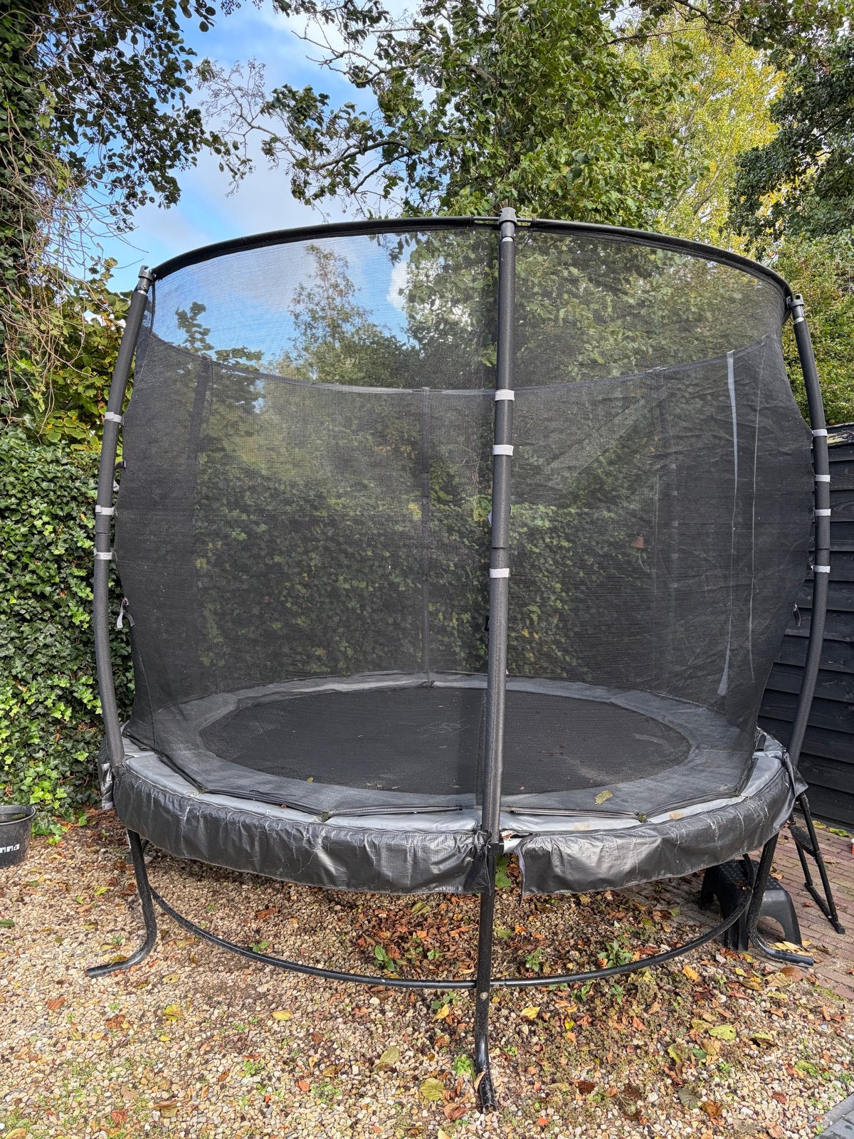 EXIT Trampoline met veiligheidsnet en ladder, Ophalen, Gebruikt