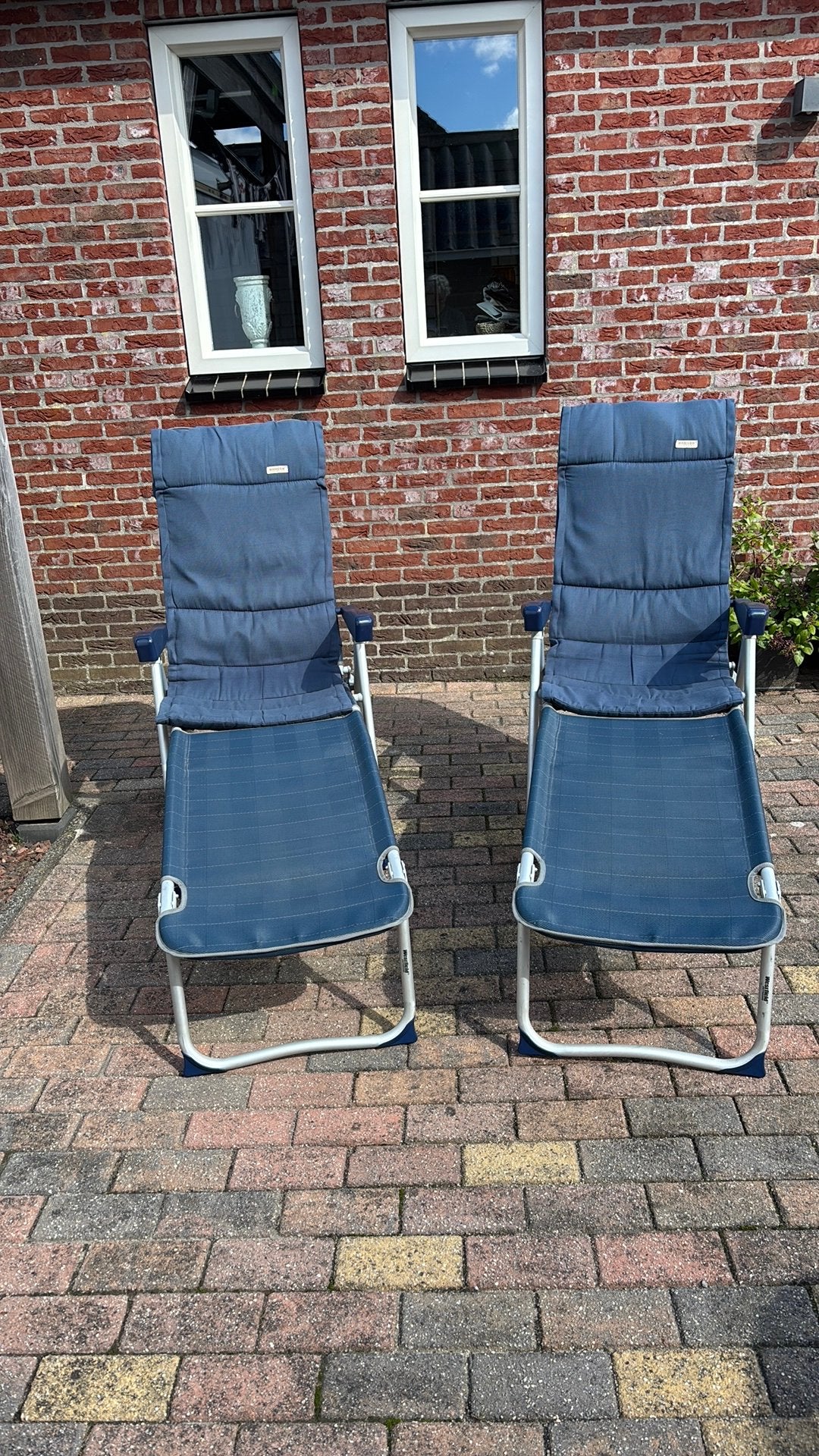 Twee Westfield campingstoelen met kussens en voetensteunen, Ophalen, Zo goed als nieuw, Campingstoel