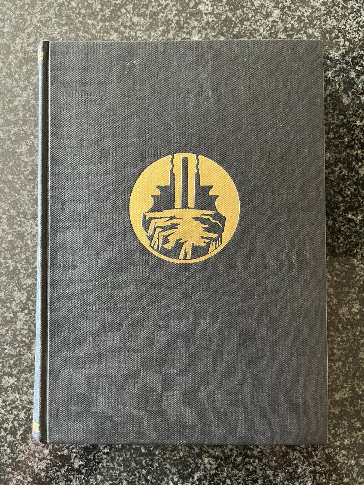 Gedenkboek 1902 - Staatsmijnen - 1952, Ophalen of Verzenden, 20e eeuw of later, Zo goed als nieuw