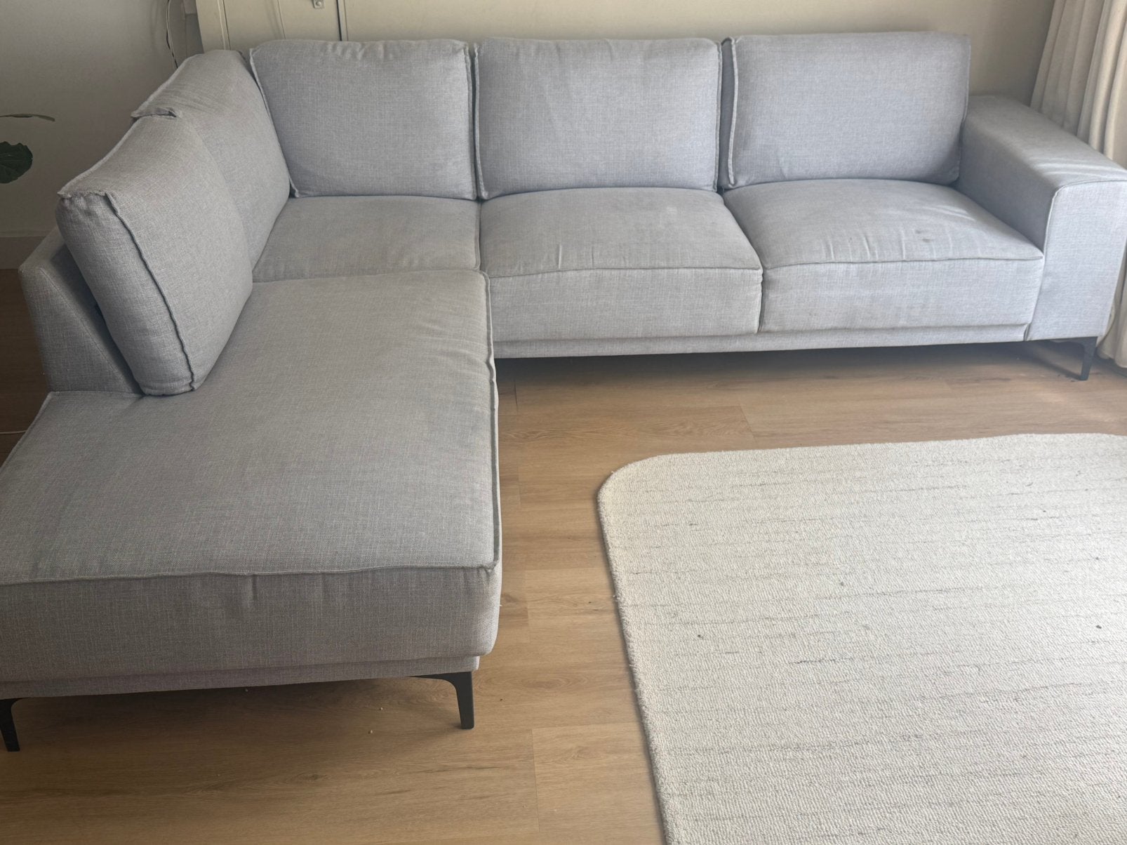 Hoekbank links grijze stof Pronto wonen 260x210x85 cm., Ophalen, 250 tot 300 cm, Hoekbank, Zo goed als nieuw