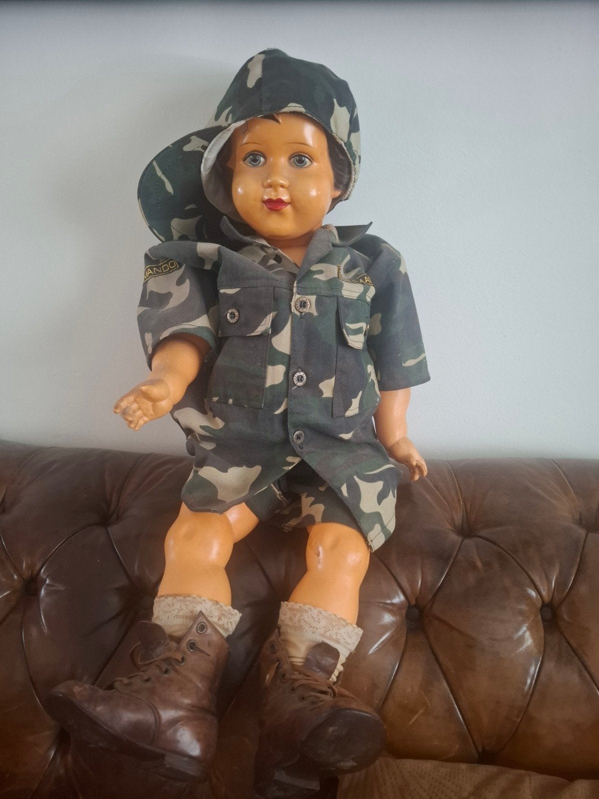 Vintage pop in camouflage uniform - Commando, Ophalen of Verzenden