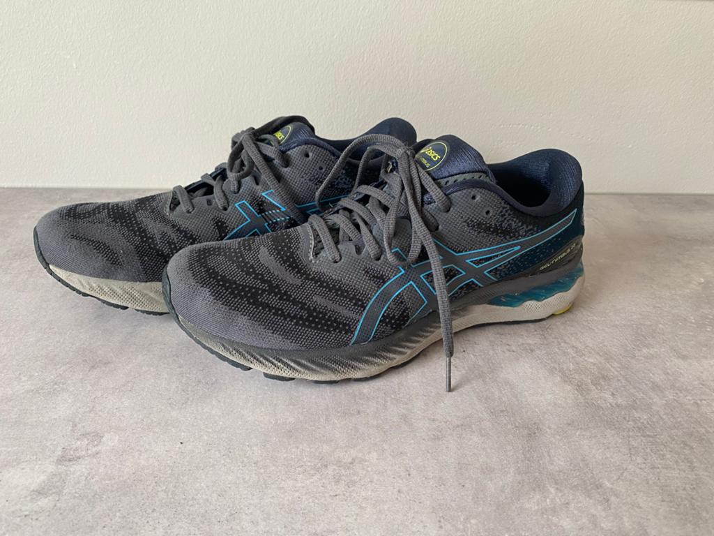 Asics Gel Nimbus 23 herenschoen - Maat 44, Blauw, Sportschoenen, Ophalen of Verzenden, Gedragen