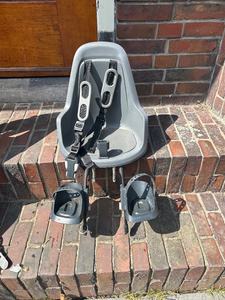 Bobike voorzitje, Ophalen, Voetsteuntjes, Bobike voorzitje, Voorzitje