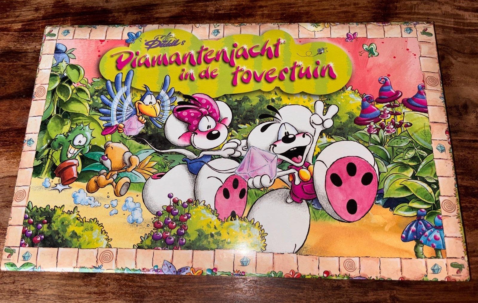 Diddl spel met extra's te koop aangeboden., Ophalen of Verzenden, Diddl, Zo goed als nieuw, Papier, Kaart of Schrift