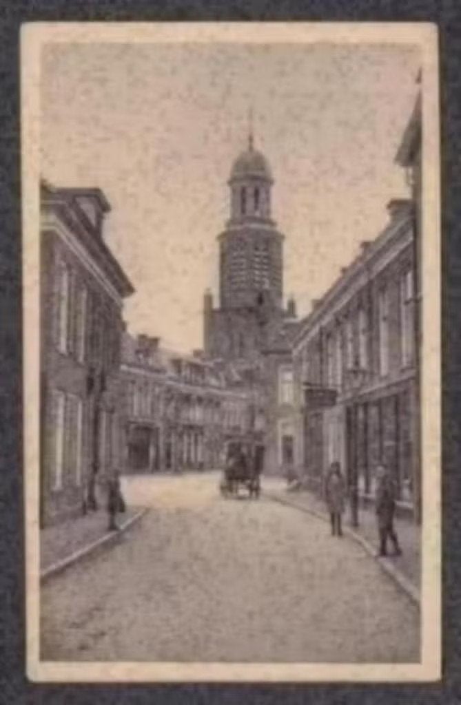 Winschoten Langestraat met Toren., Ophalen of Verzenden, 1920 tot 1940, Gelopen, Groningen