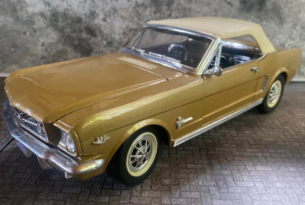 Ford Mustang, Hobby en Vrije tijd, Modelauto's | 1:18, Ophalen of Verzenden, Zo goed als nieuw