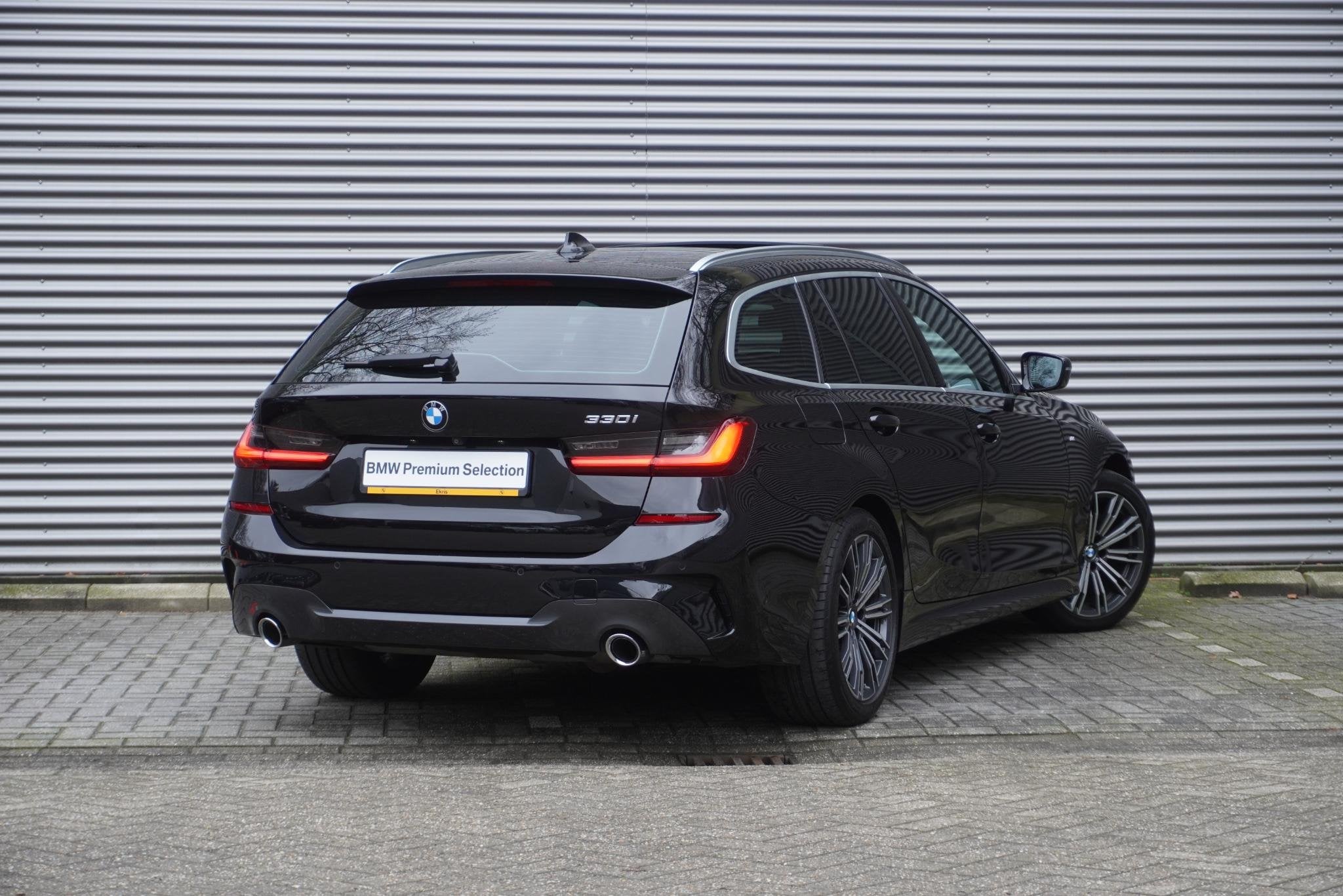 BMW 3 Serie Touring 330i High Executive | Glazen panoramadak, Auto's, BMW, Automaat, 1998 cc, Gebruikt, 4 cilinders