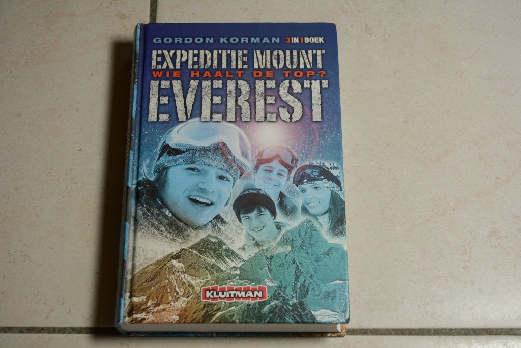 Expeditie Mount Everest / Gordon Korman       , Ophalen of Verzenden, Gelezen