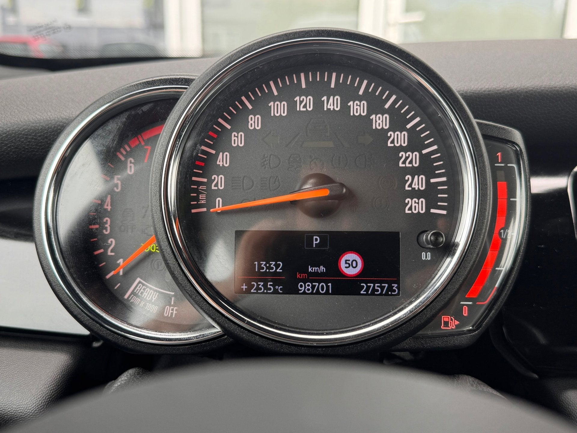Mini 5-Deurs 1.5 Cooper Camden Go Edition | Automaat | Camer, 136 pk, Gebruikt, Euro 6, Automatische klimaatregeling