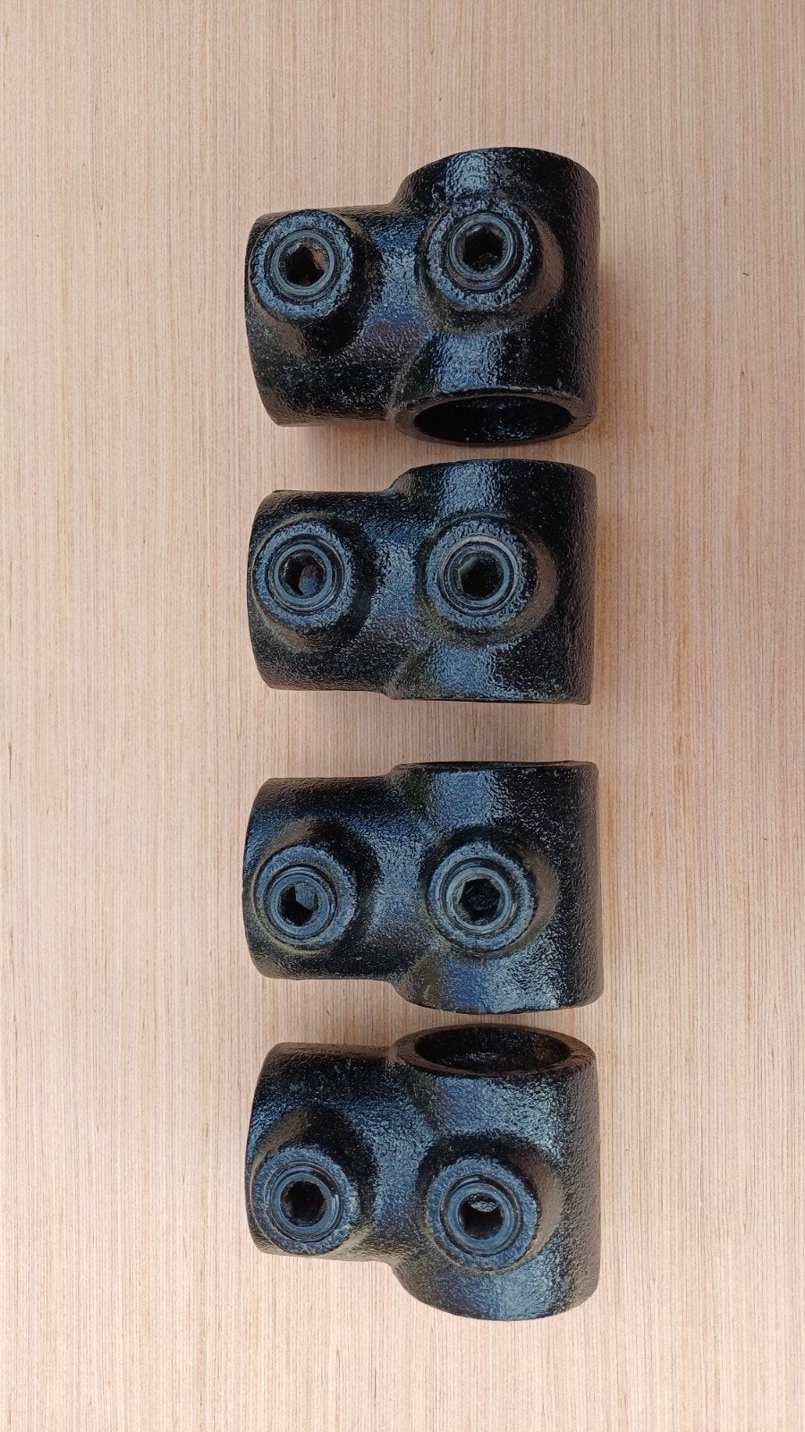 4x Zwarte buiskoppelingen 27mm - nieuw, Doe-het-zelf en Verbouw, IJzerwaren en Bevestigingsmiddelen, Ophalen of Verzenden, Gebruikt