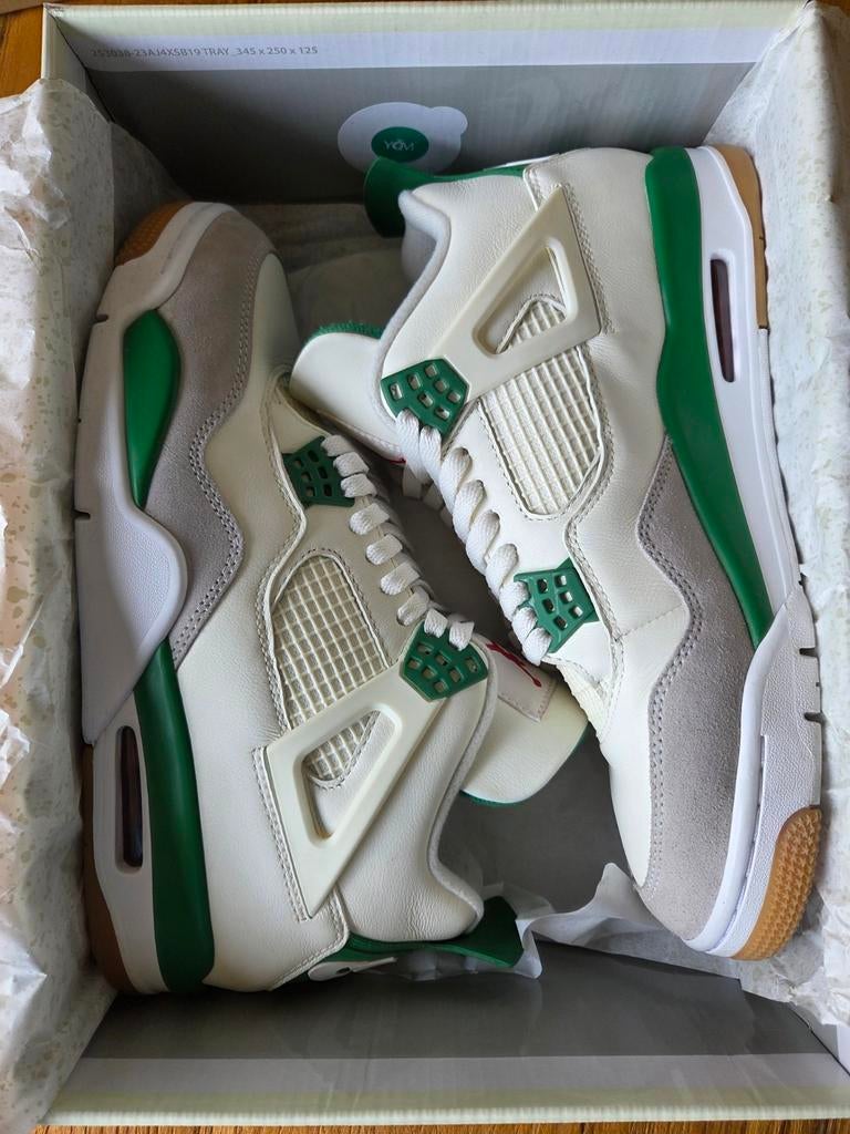 Jordan 4 pine green maat 45, Ophalen of Verzenden, Zo goed als nieuw, Overige kleuren