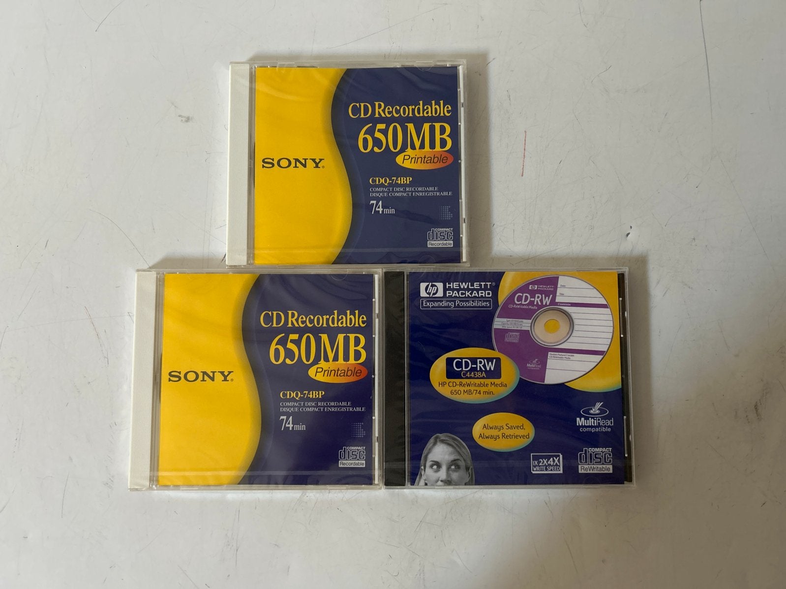Sony CD-R en HP CD-RW (650MB/74min) - Nieuwstaat, Ophalen of Verzenden, Zo goed als nieuw, Cd, Herschrijfbaar