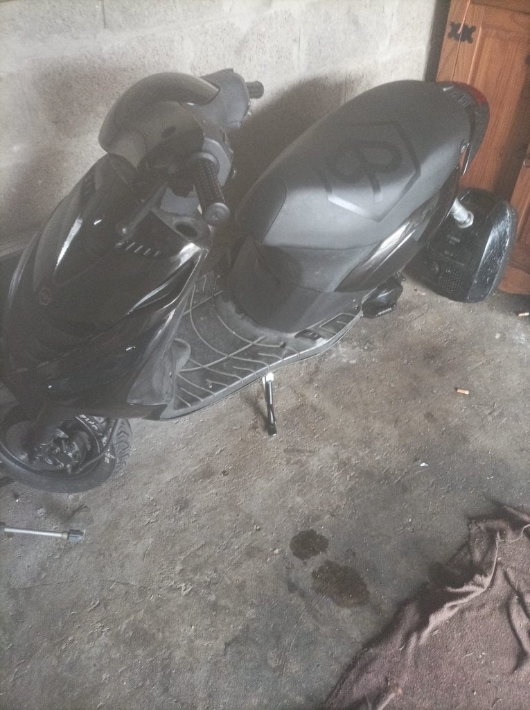 70 cc zip snor, Fietsen en Brommers, Ophalen, Zo goed als nieuw, Tweetakt, Zip