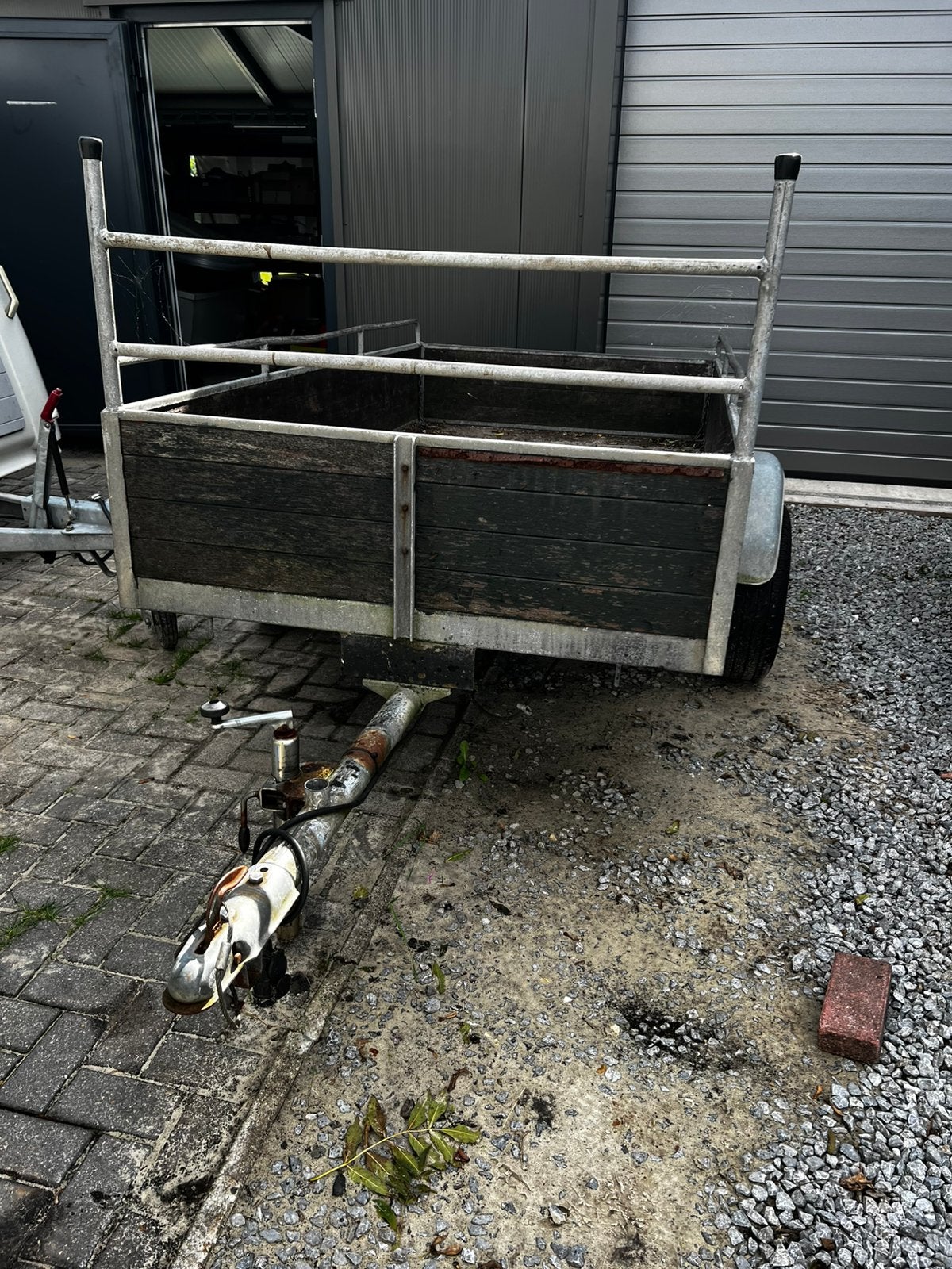 Aanhangwagen, Ophalen, Gebruikt